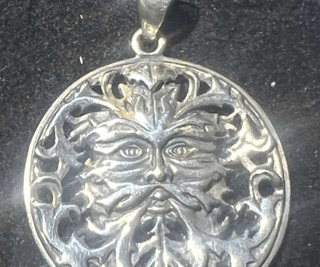 Oberon zell green man pendant